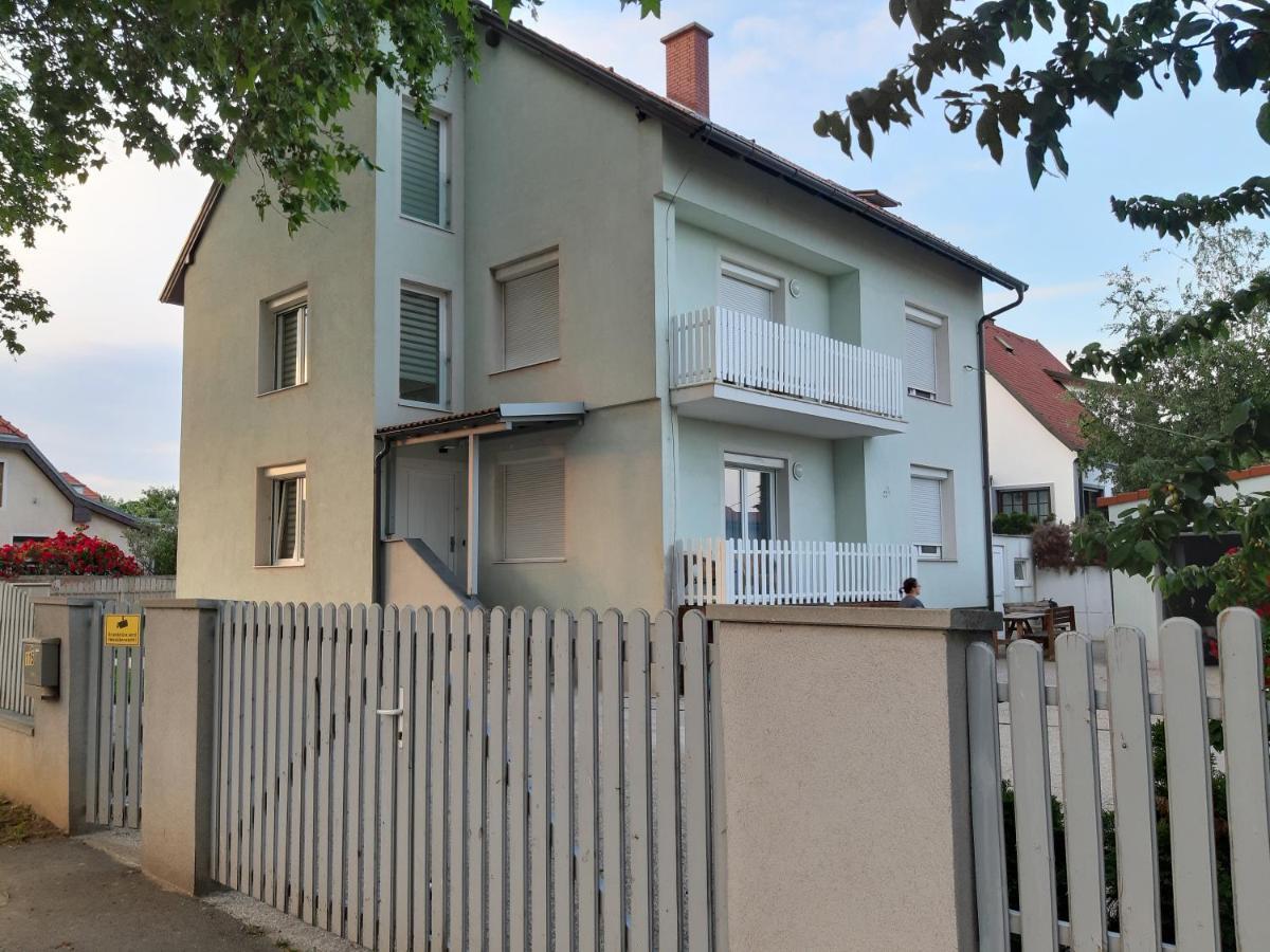 Eisenstadt Apartments Extérieur photo